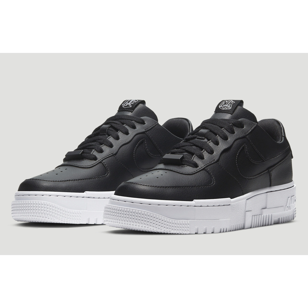 Nike Air Force 1 Pixel CK6649-001 Black Leather Trainer Sneakers Womans Size 7.5
